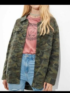 AMERICAN EAGLE Women's Military Shacket Jacket Green Camo ** Small ** NEW!!